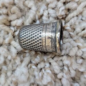 Antique Silver Thimble